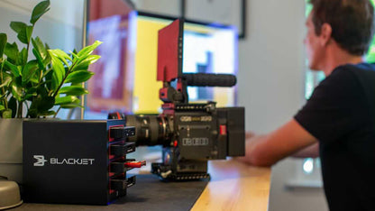 BLACKJET TX-4DS 4-Bay Thunderbolt 3 Docking System