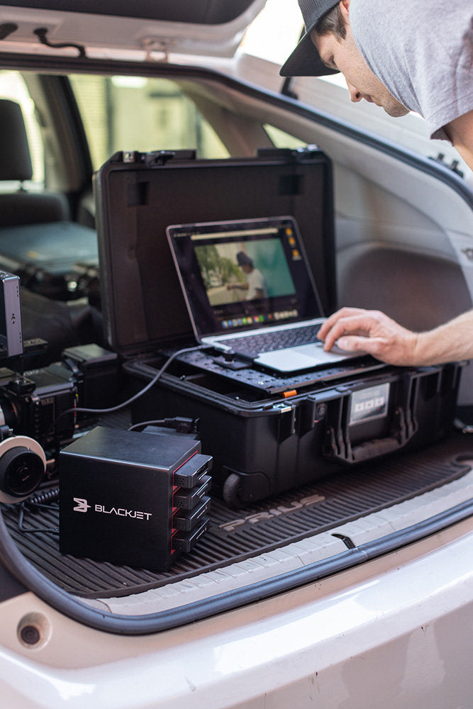 BLACKJET TX-4DS 4-Bay Thunderbolt 3 Docking System