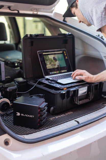 BLACKJET TX-4DS 4-Bay Thunderbolt 3 Docking System