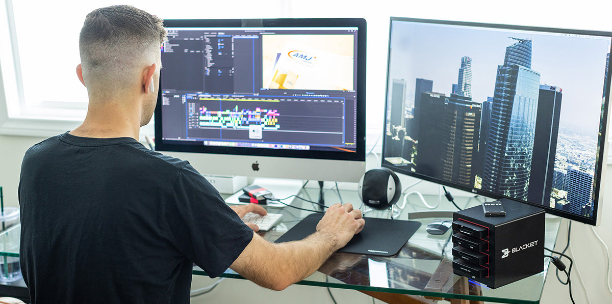 BLACKJET TX-4DS 4-Bay Thunderbolt 3 Docking System