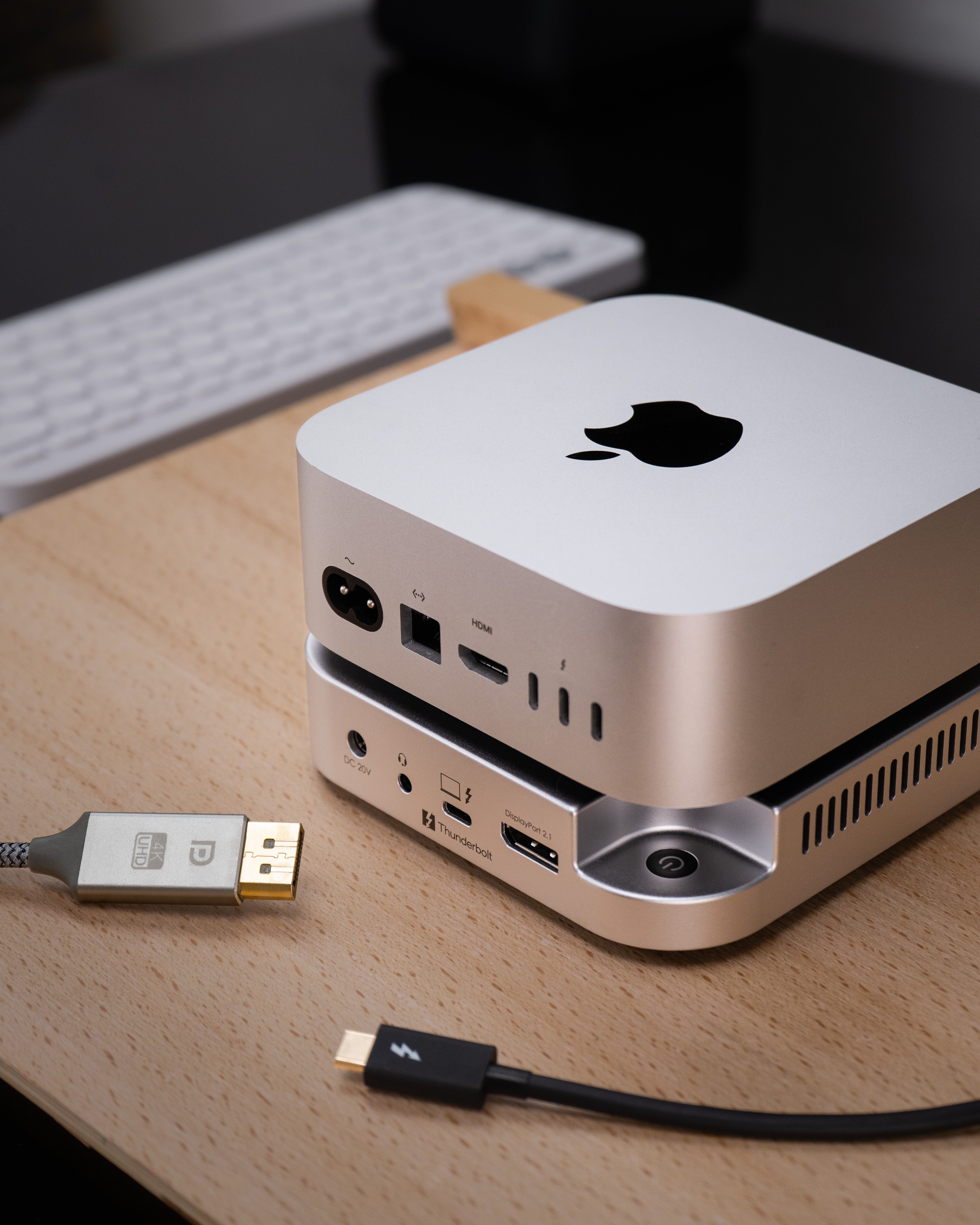 BLACKJET MiniRaiden Thunderbolt 5 Dock for Mac Mini M4 / M4 Pro